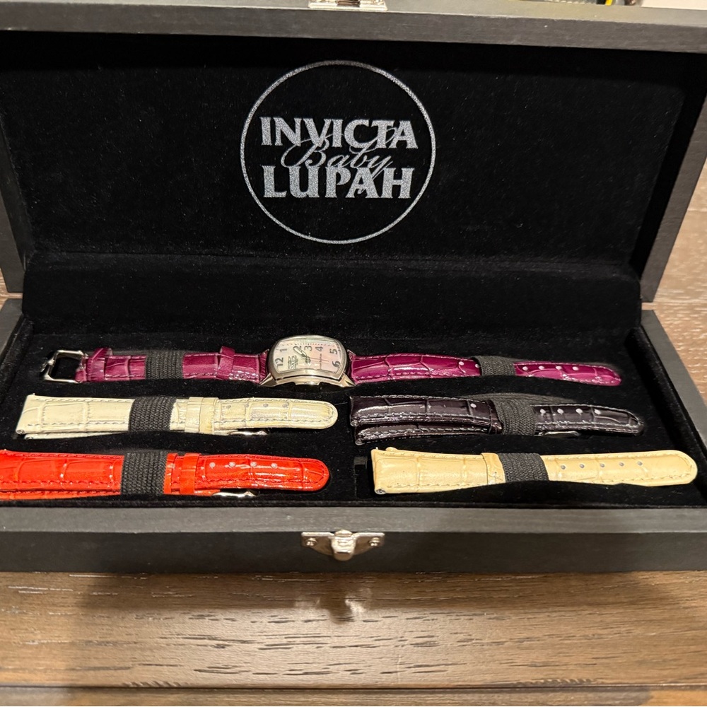 Lady’s Invicta Lupah Watch with 5 Leather Straps. - Picture 2 of 6